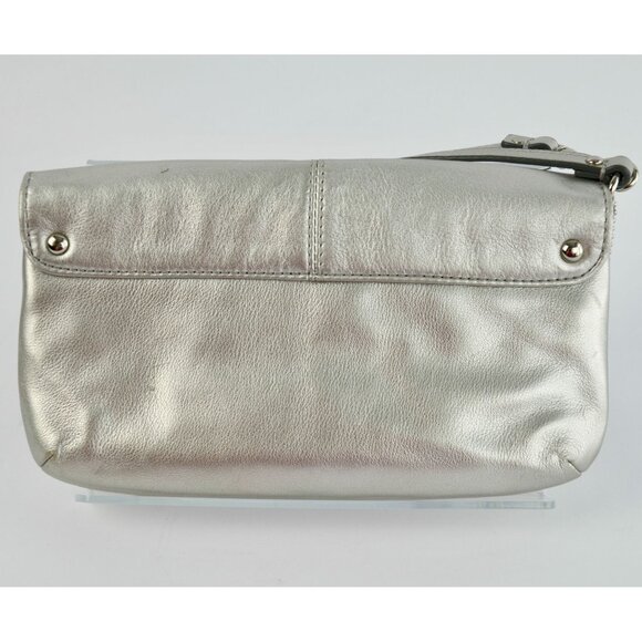 Coach Ashley Metallic Silver Leather Wristlet WITH HANGTAG - Picture 10 of 13